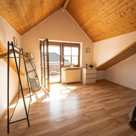 Apartment Moderne Luxus-oase In Mit Garten, 2 Balkone, Naehe Bodensee & Rheinfall *