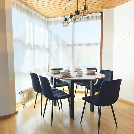 Moderne Luxus-oase In Mit Garten, 2 Balkone, Naehe Bodensee & Rheinfall Appartement