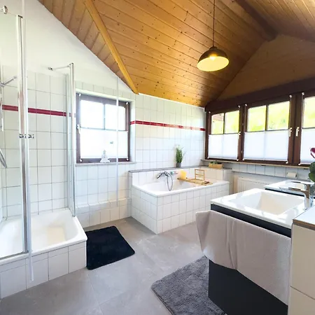 Moderne Luxus-oase In Mit Garten, 2 Balkone, Naehe Bodensee & Rheinfall Appartement
