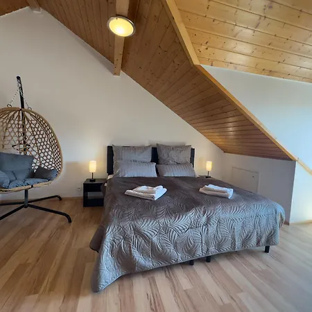 Appartement Moderne Luxus-oase In Mit Garten, 2 Balkone, Naehe Bodensee & Rheinfall *