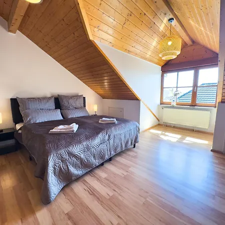 Moderne Luxus-oase In Mit Garten, 2 Balkone, Naehe Bodensee & Rheinfall Appartement