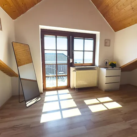 Apartment Moderne Luxus-oase In Mit Garten, 2 Balkone, Naehe Bodensee & Rheinfall *
